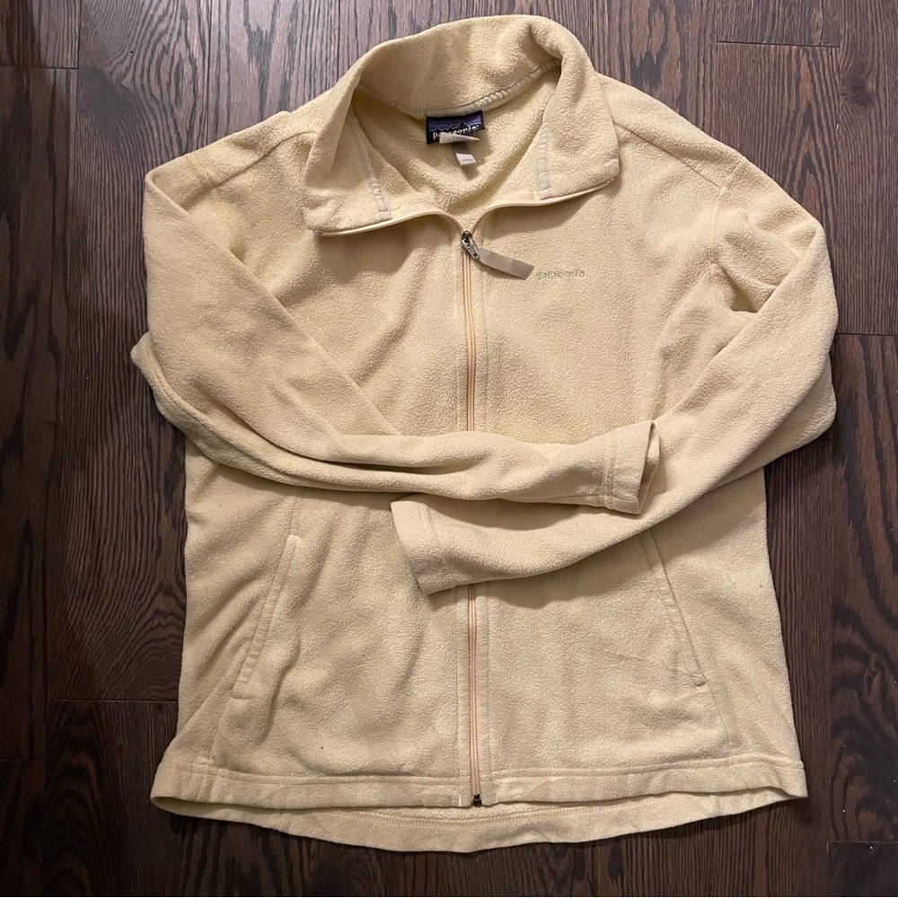 Vintage Patagonia Women's Pale Yellow Fleece Jacket